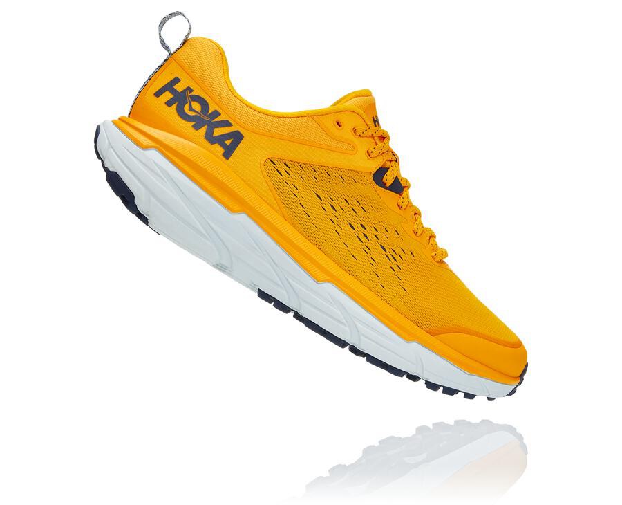 Tenis Trail Hoka One One Masculino Amarelas - Challenger Atr 6 - 439-HWUEIT